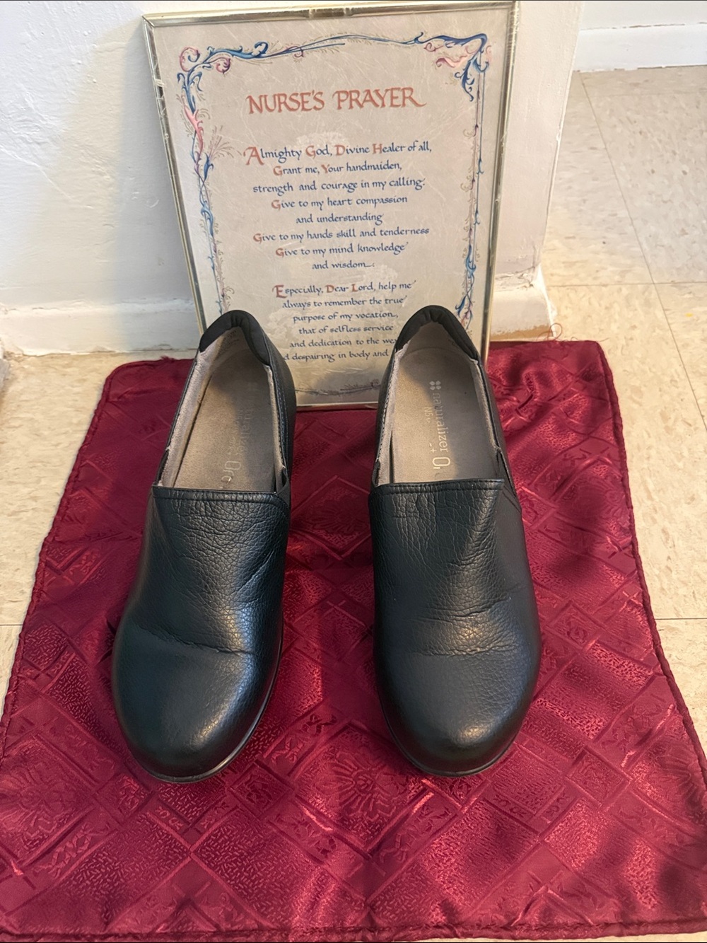 Naturalizer Black Leather Slip-On Loafer